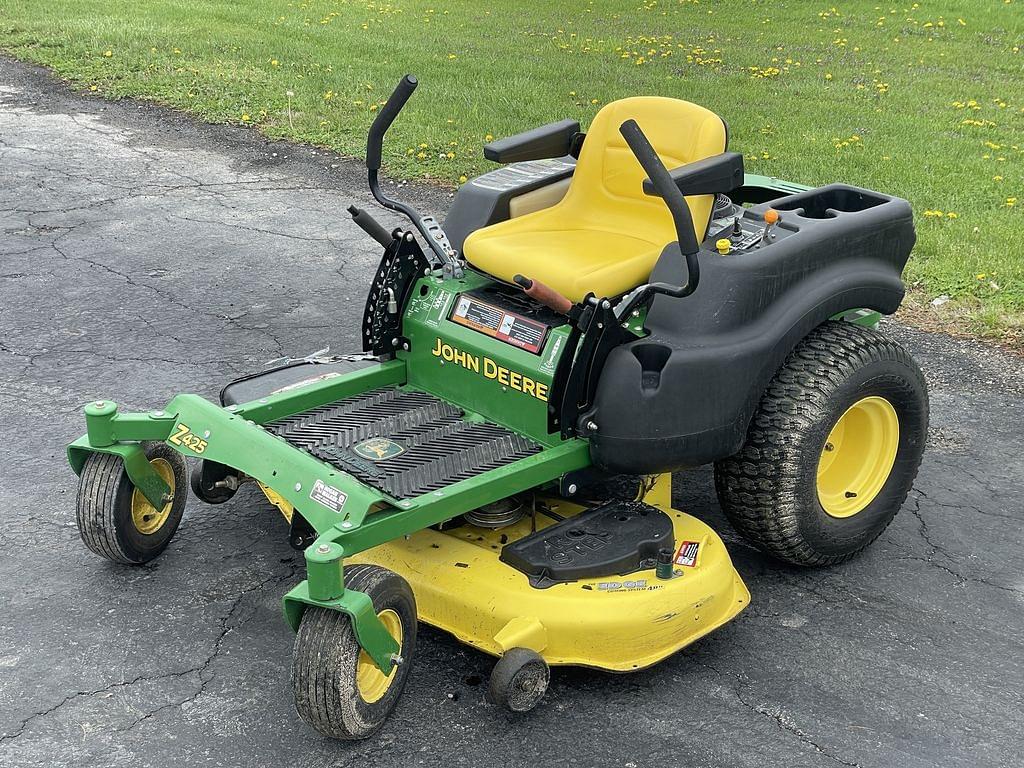 Image of John Deere Z425 Primary image