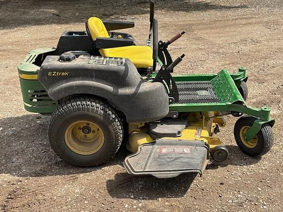 Image of John Deere Z425 equipment image 2