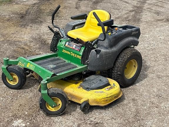 Image of John Deere Z425 equipment image 1