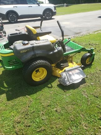 Image of John Deere Z425 equipment image 3