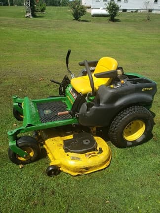Image of John Deere Z425 Primary image