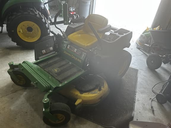 Image of John Deere Z425 equipment image 1