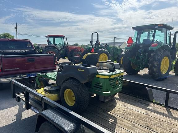 Image of John Deere Z425 equipment image 4