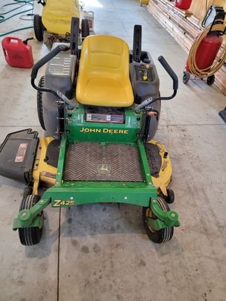 Main image John Deere Z425
