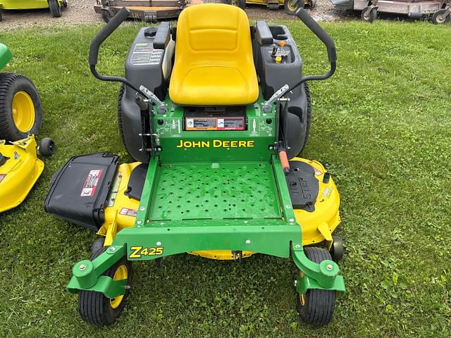 Image of John Deere Z425 equipment image 1