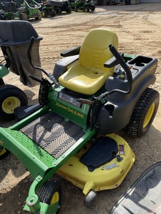 Image of John Deere Z445 equipment image 1
