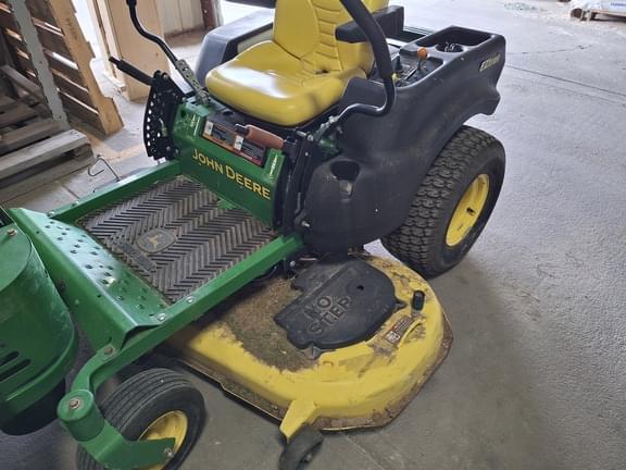 Image of John Deere Z445 equipment image 1
