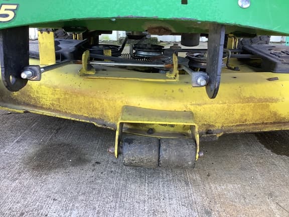 Image of John Deere Z445 equipment image 4