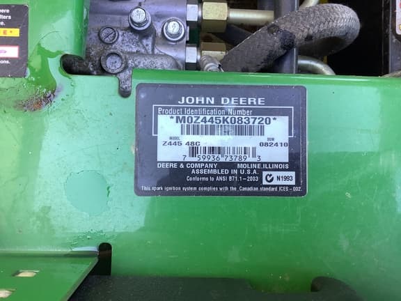 Image of John Deere Z445 equipment image 2