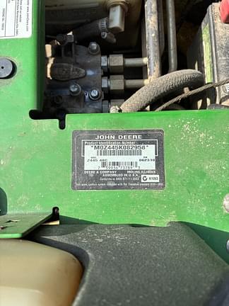 Image of John Deere Z445 equipment image 4