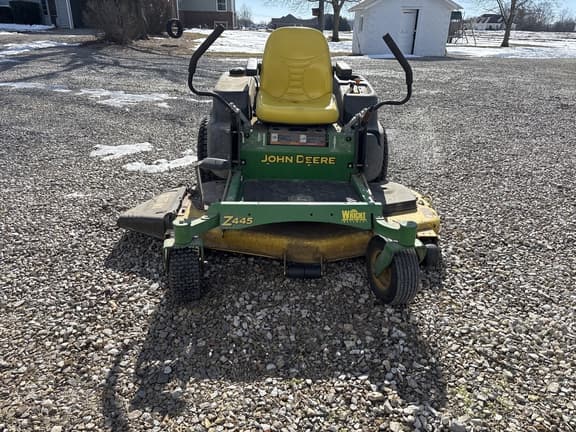 Image of John Deere Z445 equipment image 2