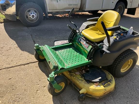 Image of John Deere Z445 equipment image 1