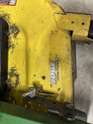 Image of John Deere Z465 equipment image 2