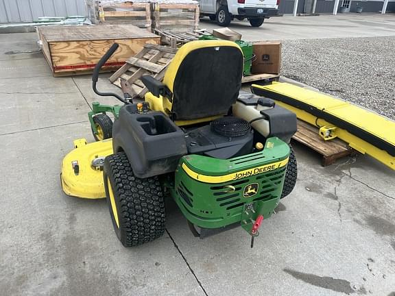 Image of John Deere Z465 equipment image 3