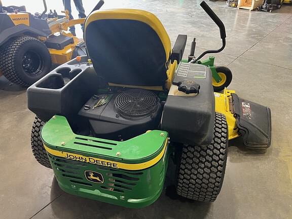 Image of John Deere Z465 equipment image 2