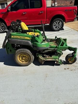 Image of John Deere Z710A equipment image 3