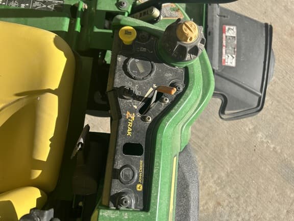 Image of John Deere Z710A equipment image 4