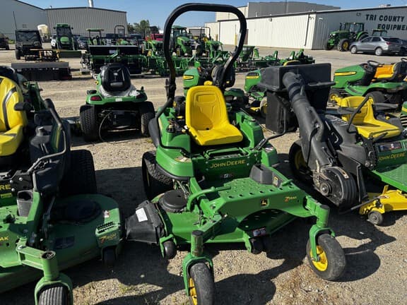 Image of John Deere Z710A equipment image 1