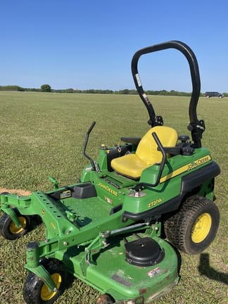 2010 John Deere Z720A Equipment Image0