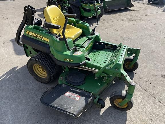 Image of John Deere Z720A Primary image