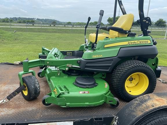 Image of John Deere Z850A equipment image 4
