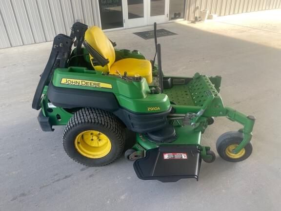 Image of John Deere Z910A equipment image 3