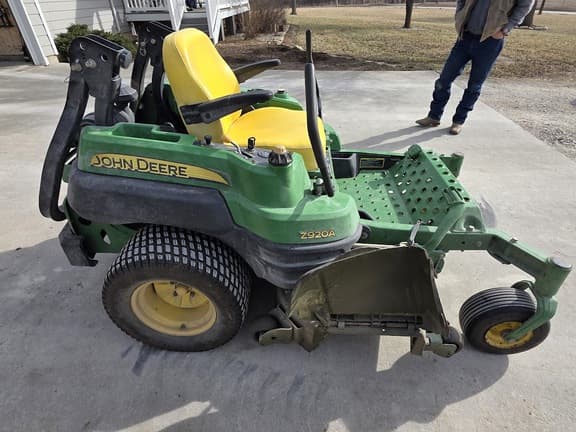 Image of John Deere Z920A equipment image 4