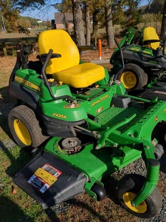 Main image John Deere Z925A