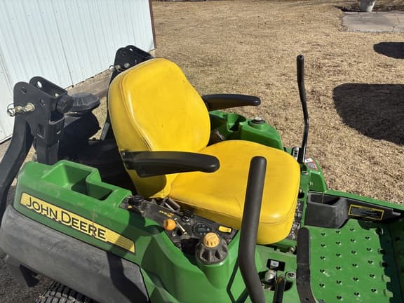 Image of John Deere Z925A equipment image 4