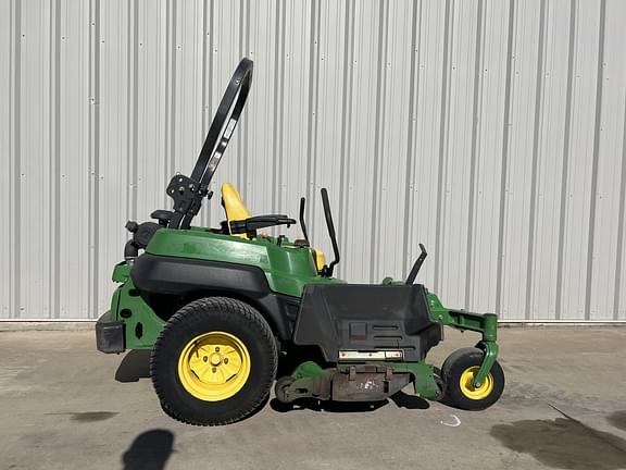 Image of John Deere Z925A equipment image 2