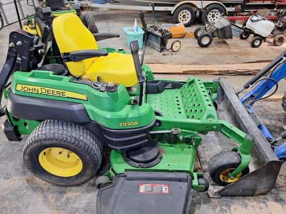Image of John Deere Z930A equipment image 4