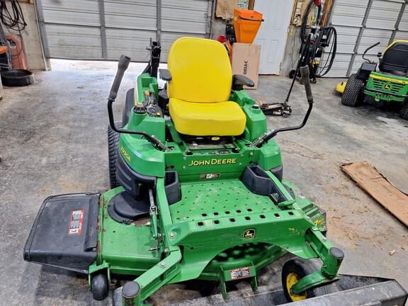 Image of John Deere Z930A equipment image 2
