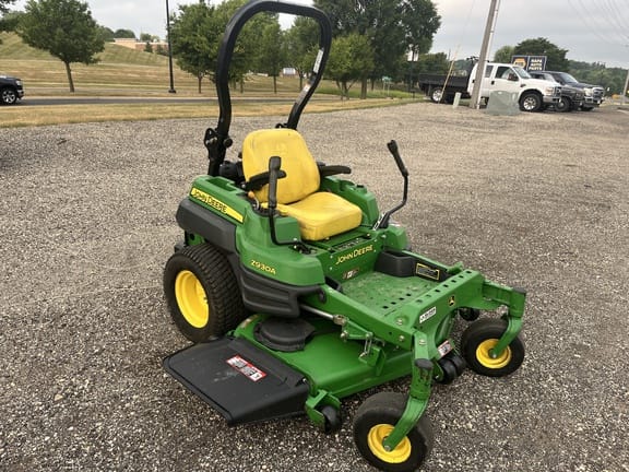 2010 John Deere Z930A Equipment Image0