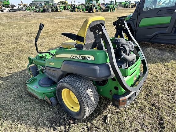 Image of John Deere Z930A equipment image 4