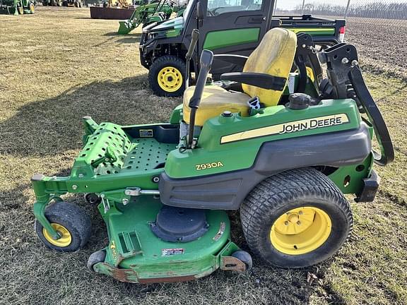 Image of John Deere Z930A equipment image 3