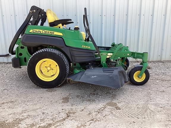 Image of John Deere Z930A equipment image 3