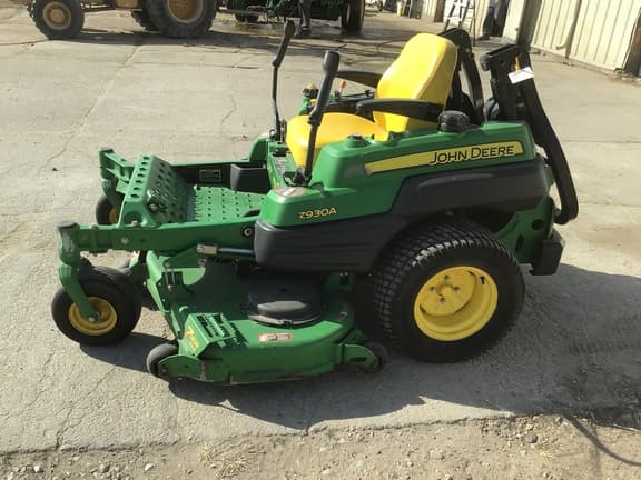 Image of John Deere Z930A equipment image 2