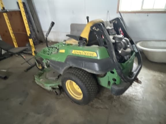 Image of John Deere Z930A equipment image 3