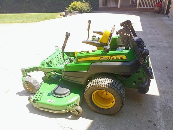 Image of John Deere Z950A equipment image 1