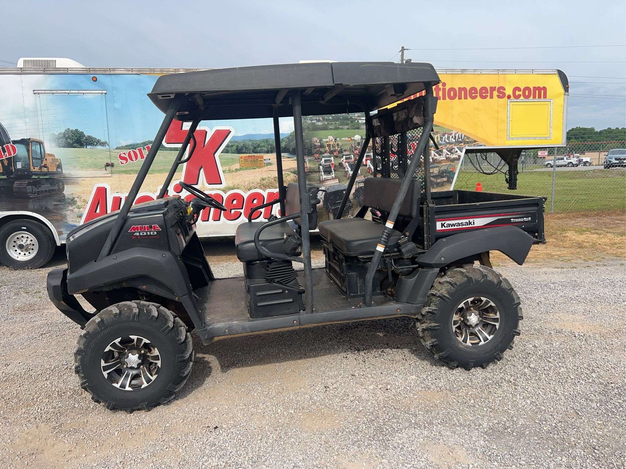 2010 Kawasaki Mule 4010 Equipment Image0