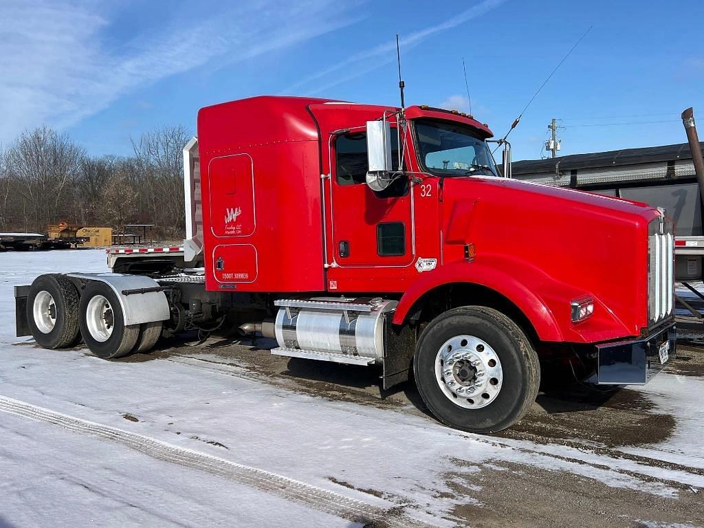 Image of Kenworth T800 Primary image