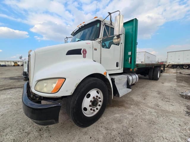 Image of Kenworth T3 equipment image 3