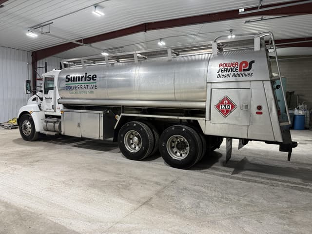 Image of Kenworth T370 equipment image 2