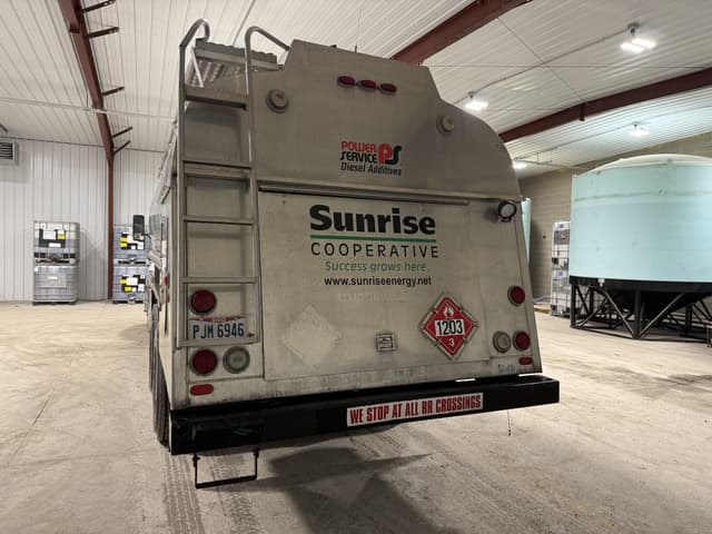 Image of Kenworth T370 equipment image 4