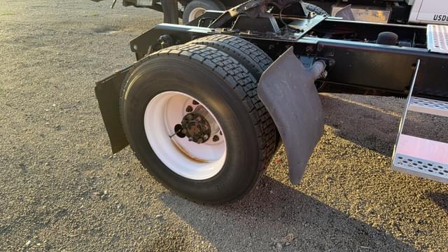 Image of Kenworth T370 equipment image 4