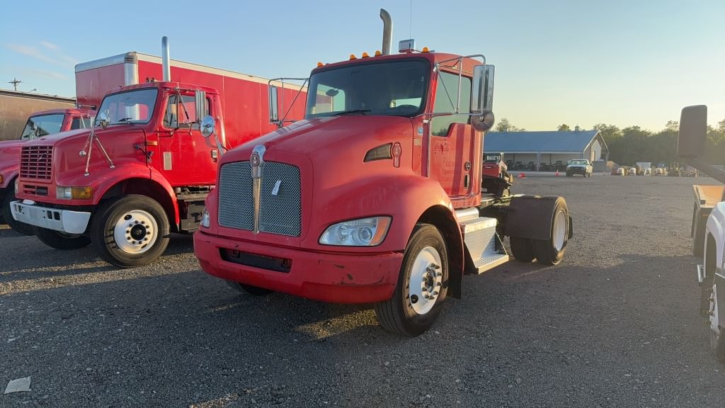 2010 Kenworth T370 Equipment Image0