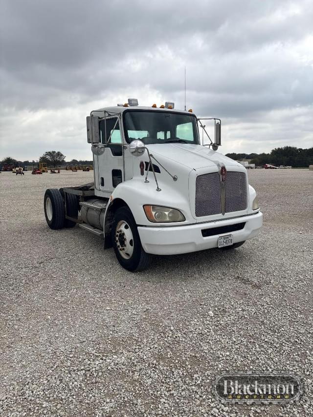 Image of Kenworth T370 equipment image 4