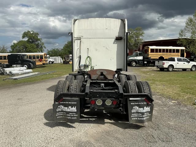 Image of Kenworth T6 equipment image 3