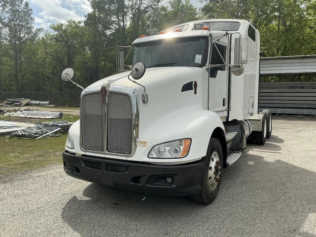 2010 Kenworth T6 Equipment Image0