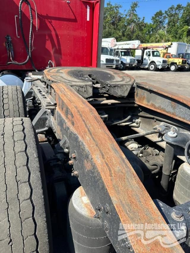 Image of Kenworth T660 equipment image 3